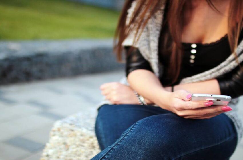 5 sms che gli uomini odiano ricevere dalle compagne