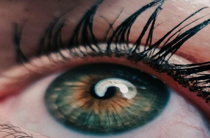  Extension ciglia, i segreti della moda del momento