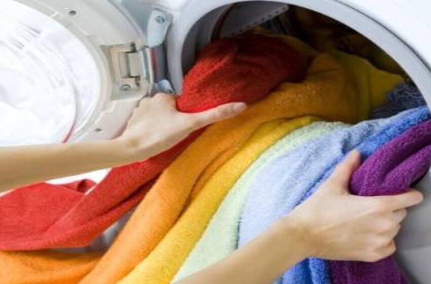  7 errori fatti in lavatrice e che rovinano il bucato