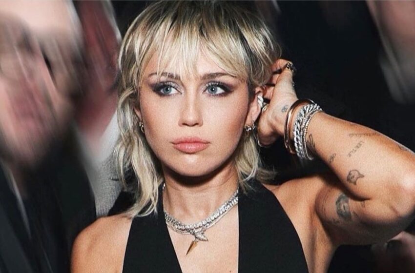  Miley Cyrus abbandona la dieta vegana: “Ero malnutrita, il cervello non correva più”