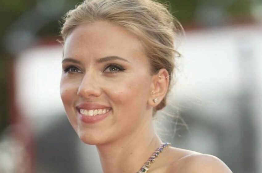 Le donne amano il naso dì Scarlett Johansson: è il più richiesto in rinoplastica